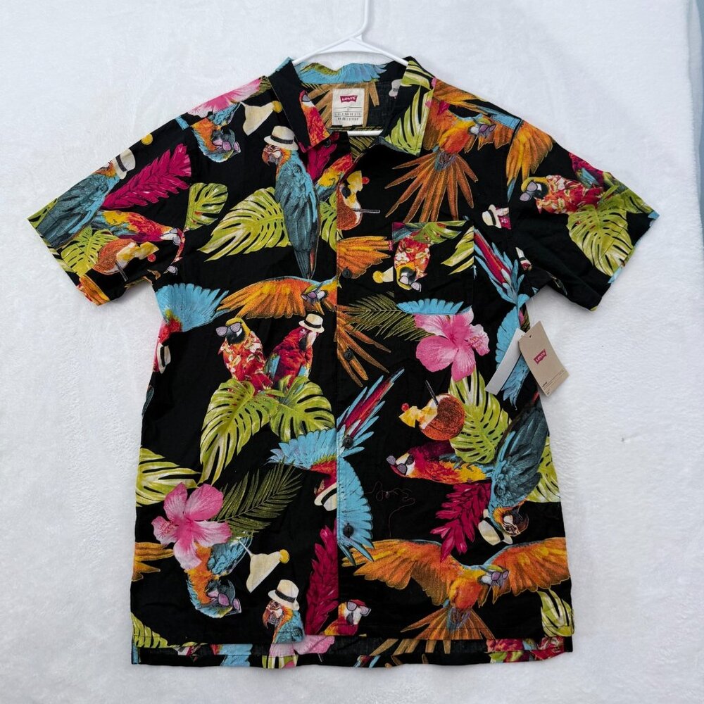 Levis Shirt Mens L Multicolor Parrots Hawaiian Camp Loop Collar Pocket